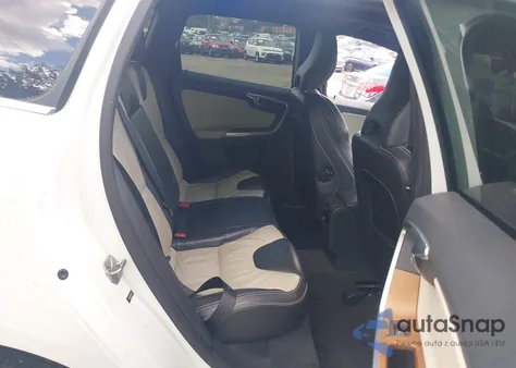 2015 Volvo Xc60 T6 Platinum из США, поврежденный, VIN YV449MDM0F2632731